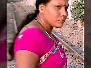 Desi Aunty Beamy Gand - I penetrated get under one's sways