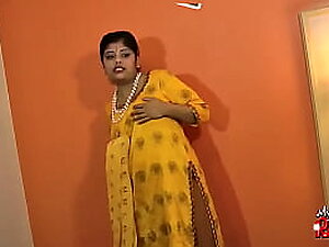 Fat Indian nymphs undresses first of all webcam